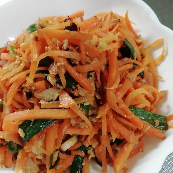ツナ缶でにんじんしりしり